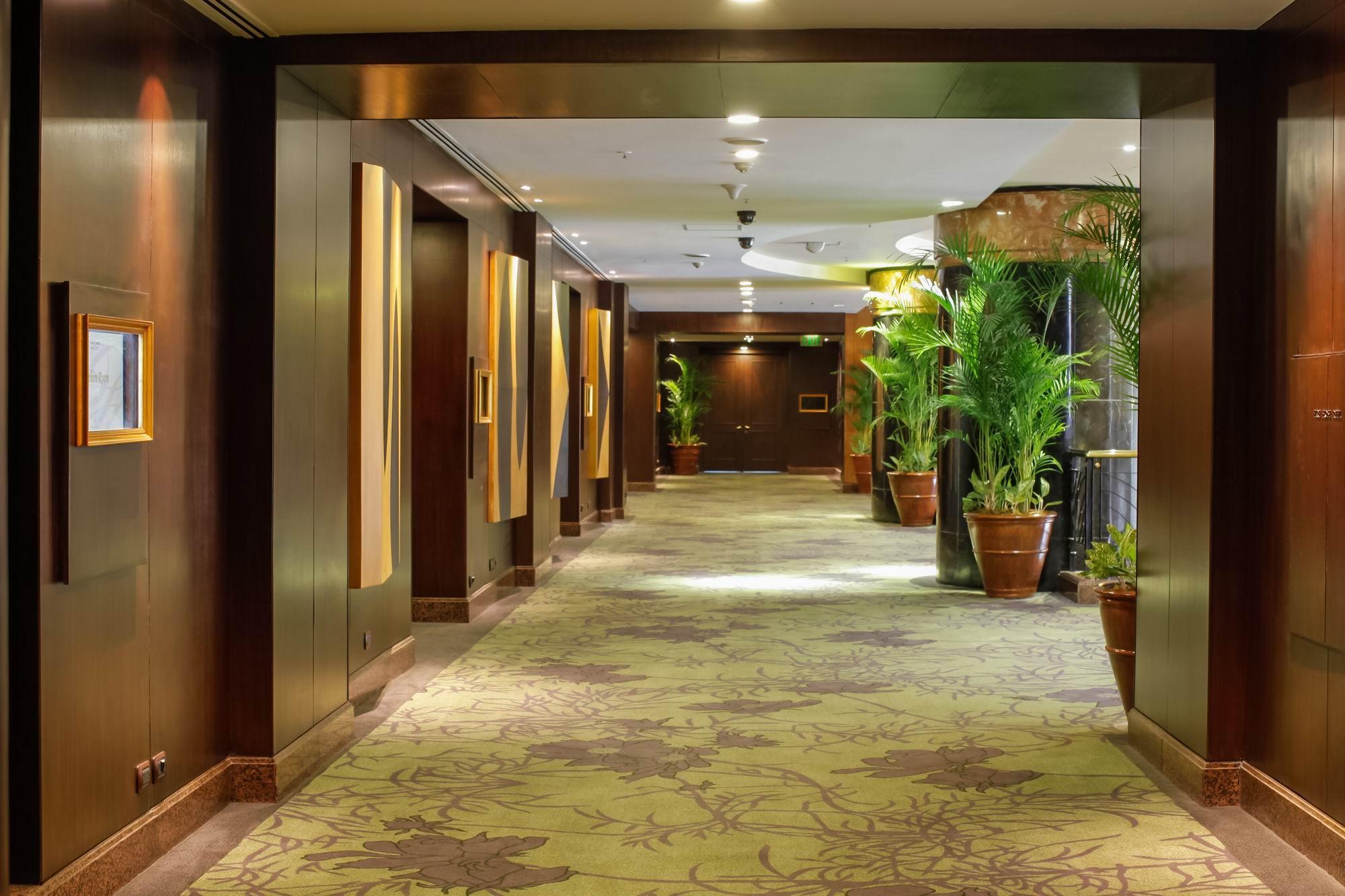 Diamond Hotel Philippines Manila Dış mekan fotoğraf