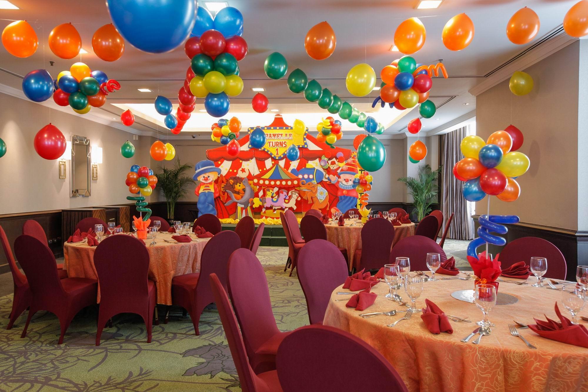 Diamond Hotel Philippines Manila Dış mekan fotoğraf