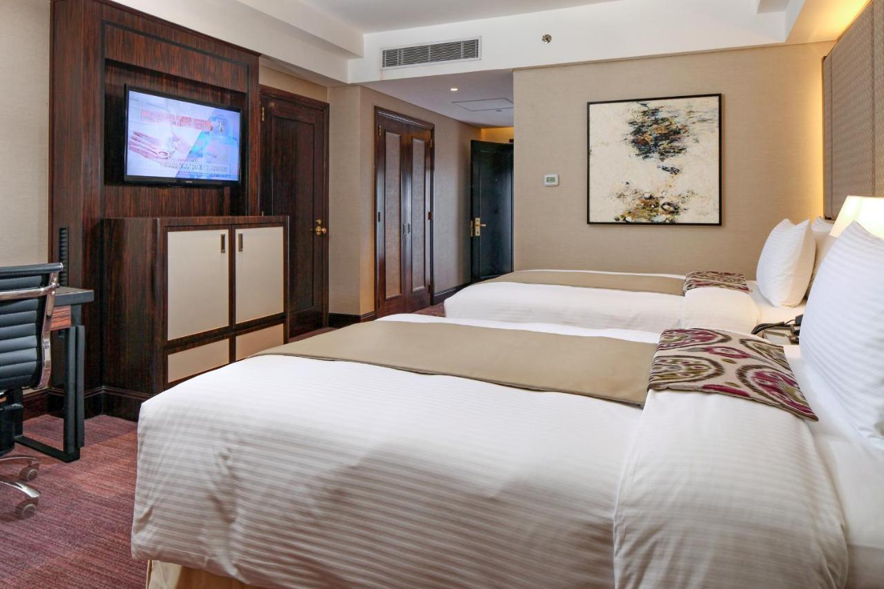 Diamond Hotel Philippines Manila Dış mekan fotoğraf