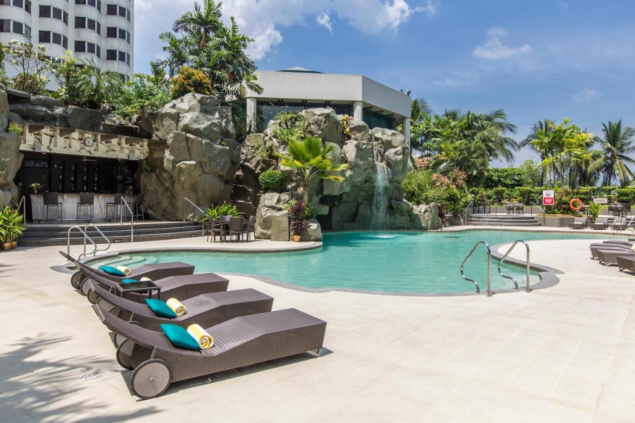 Diamond Hotel Philippines Manila Dış mekan fotoğraf