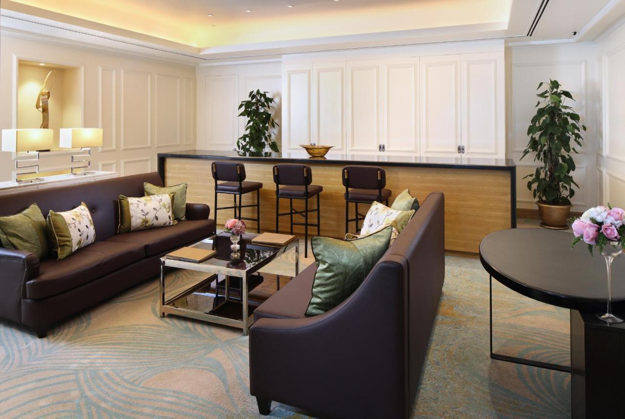 Diamond Hotel Philippines Manila Dış mekan fotoğraf